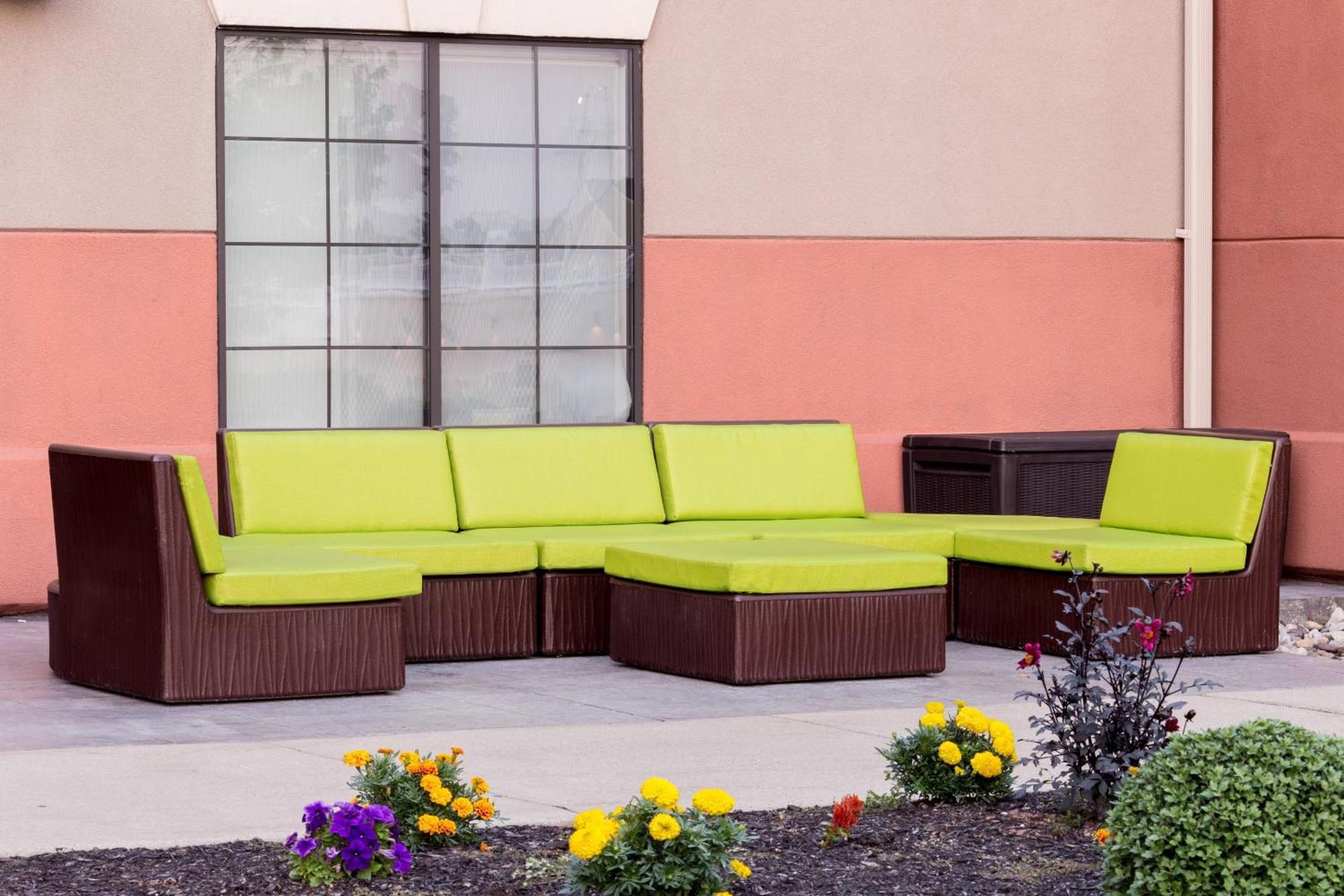 Springhill Pennsylvania Hotel Quakertown